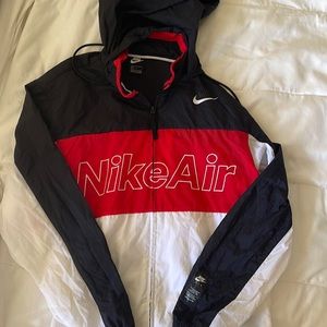 nike windbreaker
